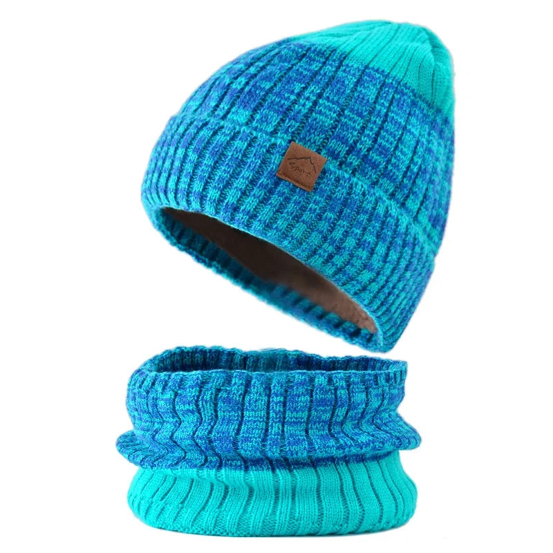 Accessoires femme bonnet et snood tricotés