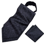 Ascot en soie muni de boutons et pochette