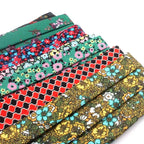 Ascot imprimé à motifs