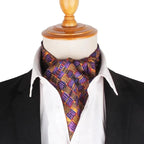 Ascot orné de dessins