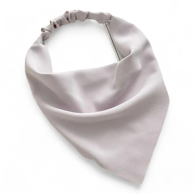 Bandeau de forme triangulaire pour cheveux