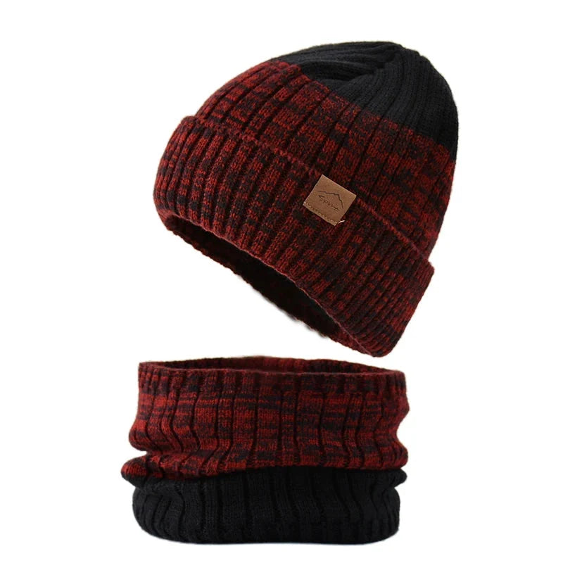 Bonnet et tour de cou tricotés femme