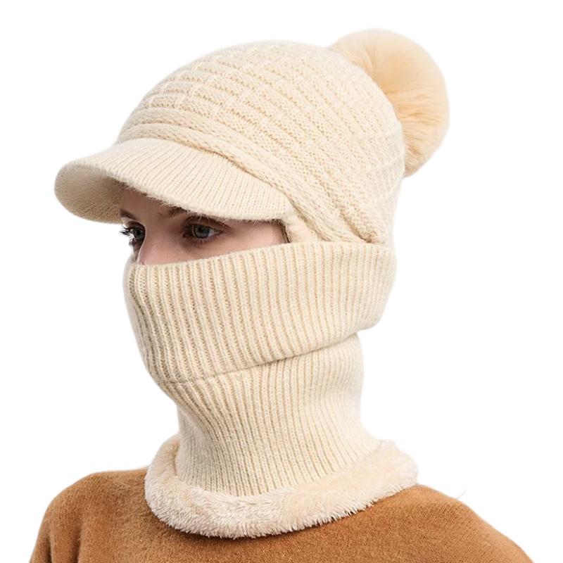 Bonnet façon casquette et écharpe