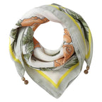 Breloques décoratives sur foulard chèche