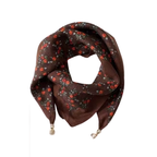 Breloques ornant un chèche foulard