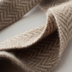 Cachemire beige pour cette écharpe