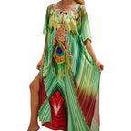 Caftan coloré orné d’un imprimé africain