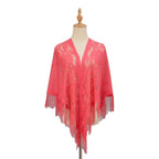 Cape en crochet et dentelle façon châle