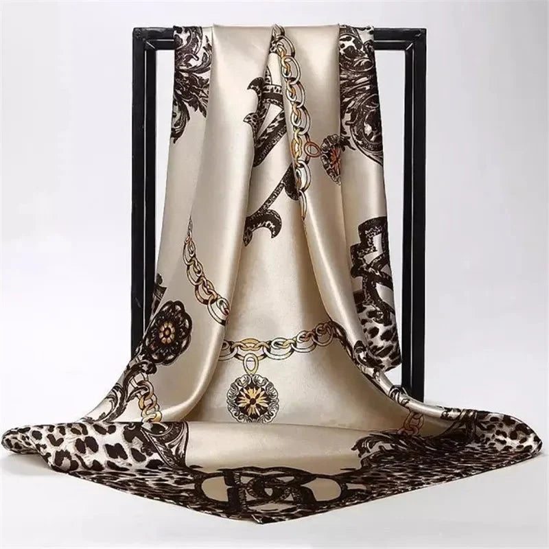 Carré 90x90 de type foulard