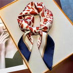 Carré léopard façon foulard