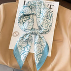 Carré pour femme à porter comme foulard