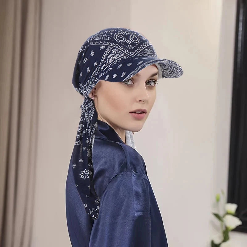 Casquette avec foulard féminine