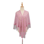 Châle crocheté en dentelle coupe cape