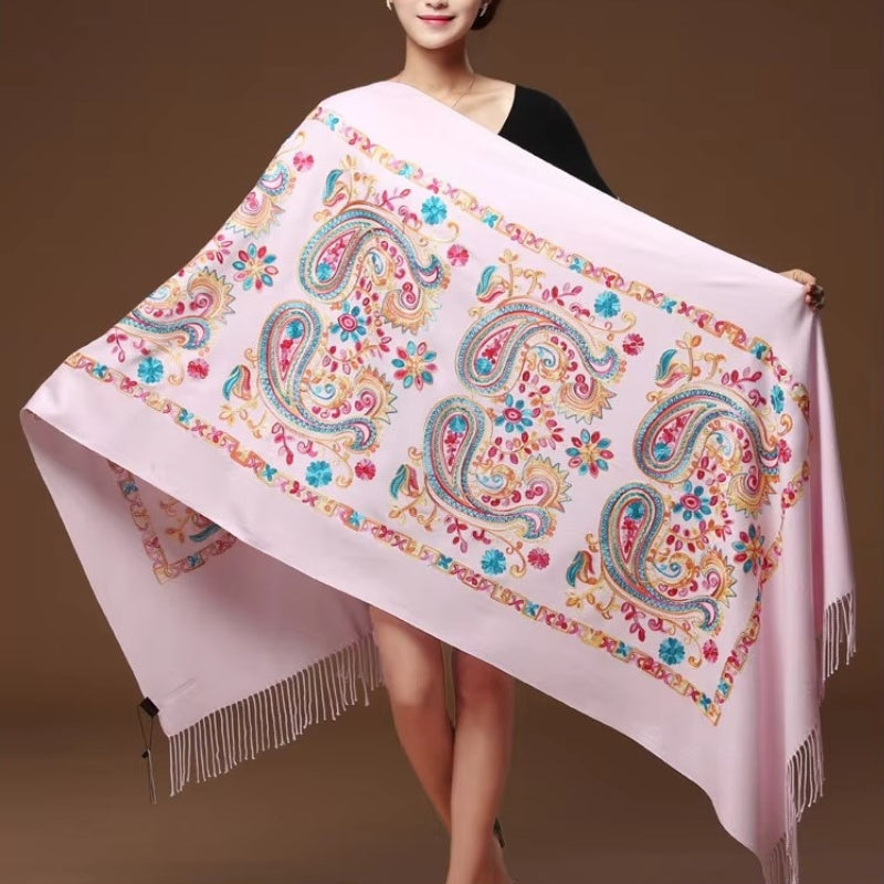 Châle pour femme avec broderies