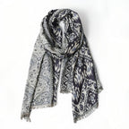 Chèche bleu noir avec motifs ethniques