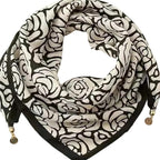 Chèche façon foulard avec breloques
