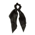 Chouchou forme foulard en satin