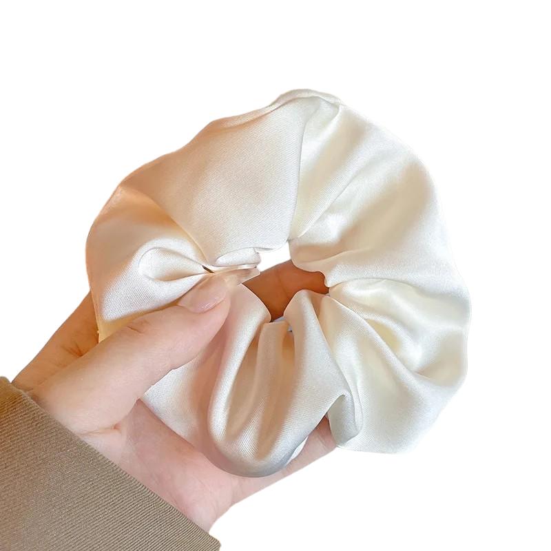 Chouchou réalisé en satin
