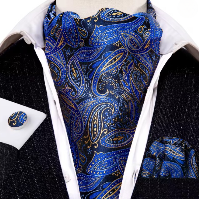 Cravate Ascot nuptiale élégante