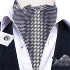 Cravate dans le style ascot