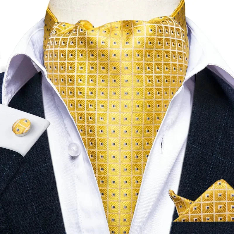 Cravate foulard homme confectionnée en soie