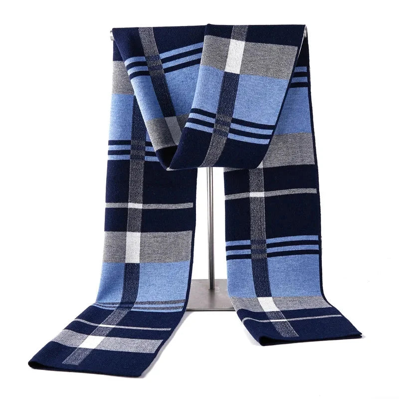 Écharpe à carreaux de style masculin