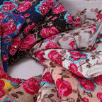 Écharpe avec fleurs en broderie