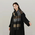 Écharpe avec motif à carreaux tartan