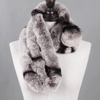 Écharpe confectionnée en fourrure de lapin