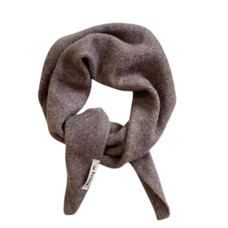 Écharpe de forme triangle tricotée pour femme