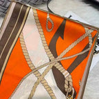 Écharpe en soie pour femme de luxe