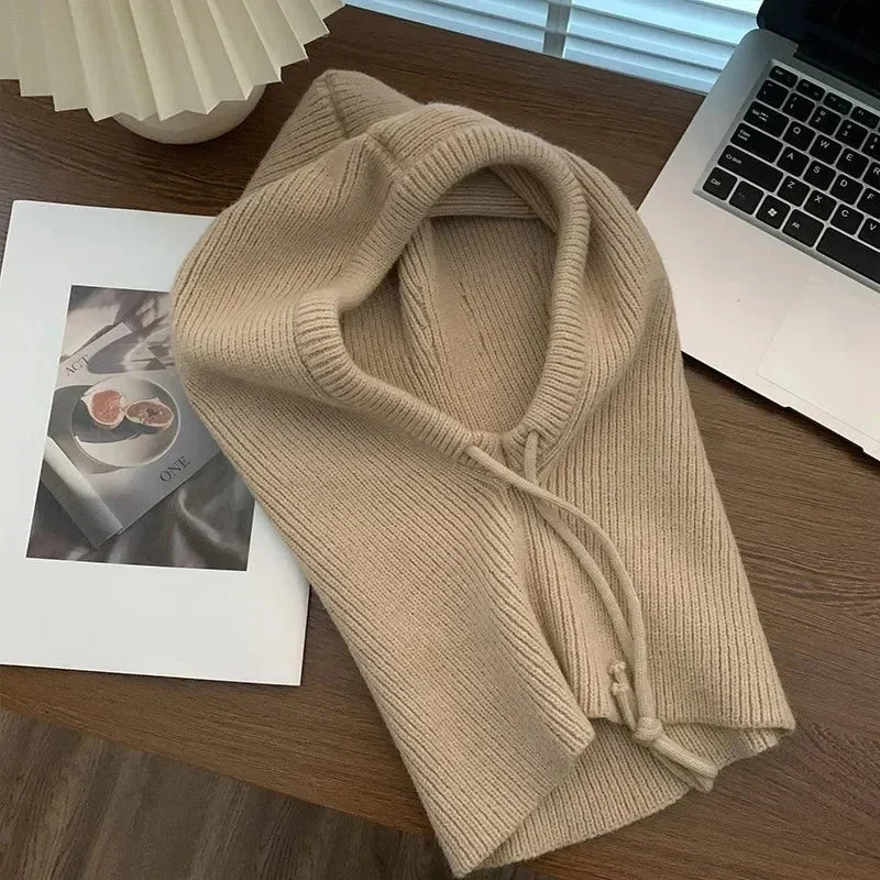 Écharpe faisant office de cagoule