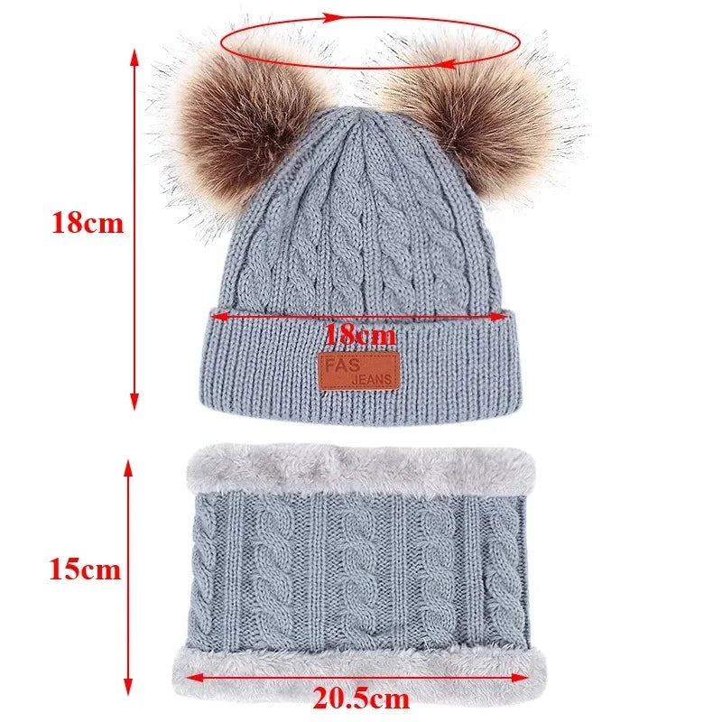 Ensemble bonnet, gants et écharpe enfant