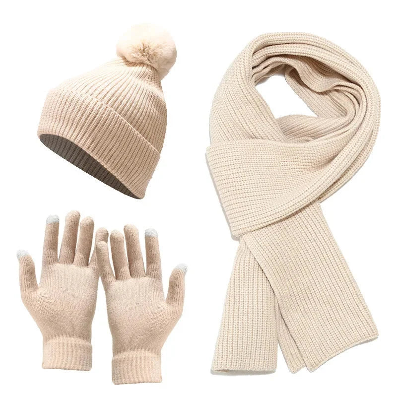 Ensemble bonnet, gants et écharpe femme