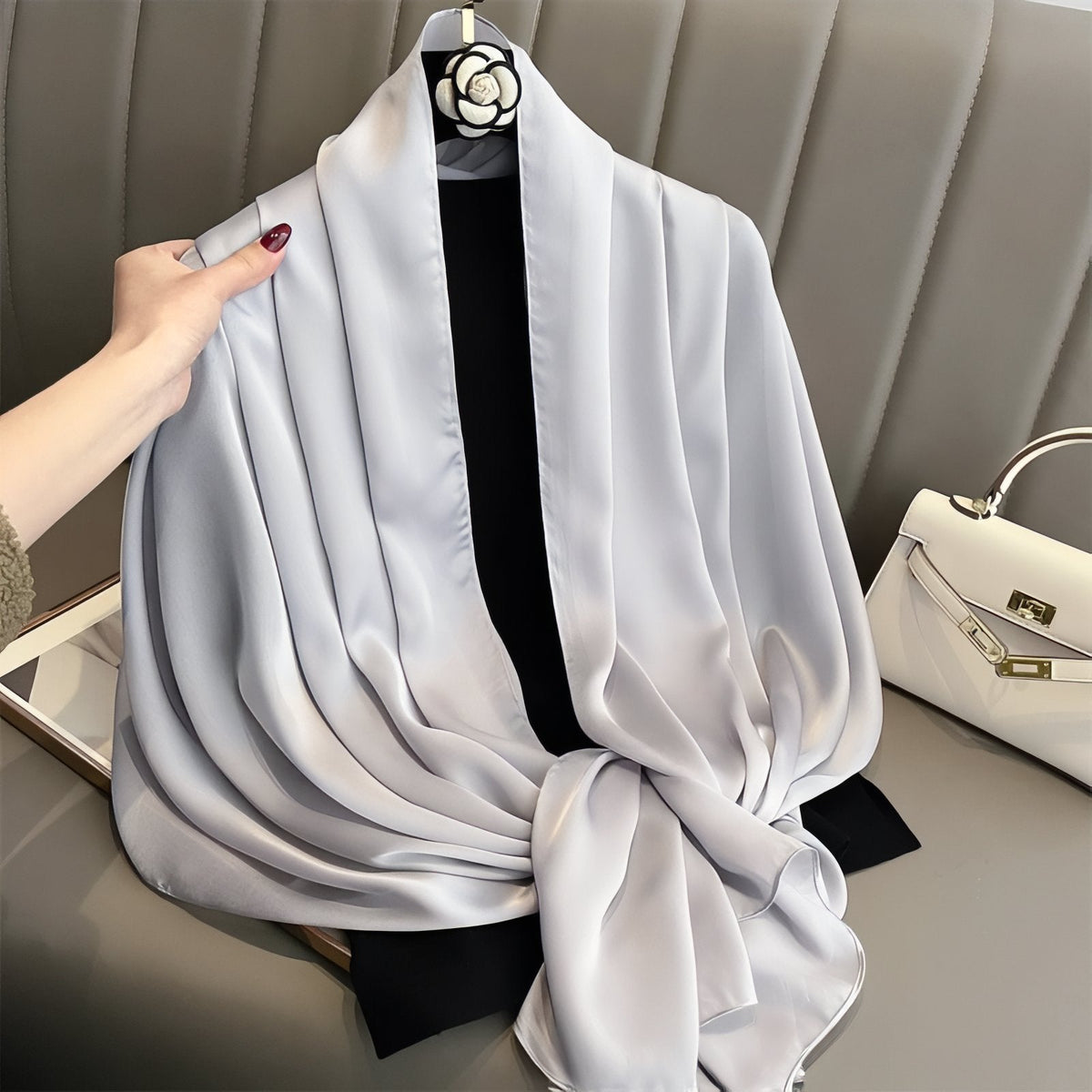Étole de mousseline destinée au mariage