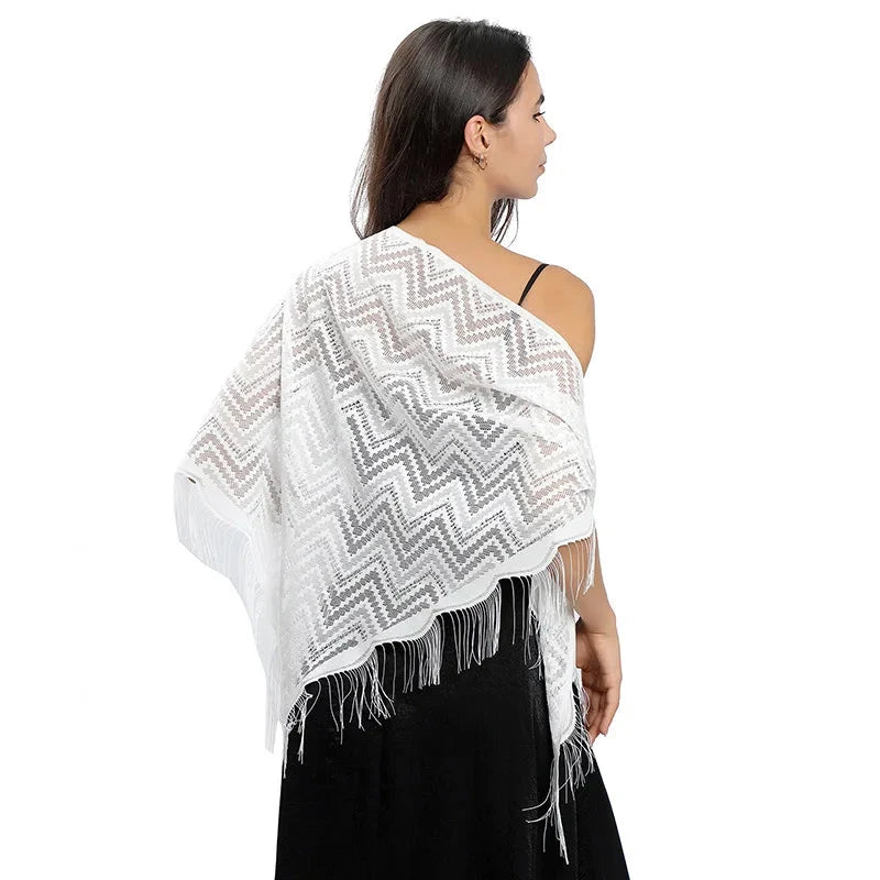 Étole dentelée au crochet