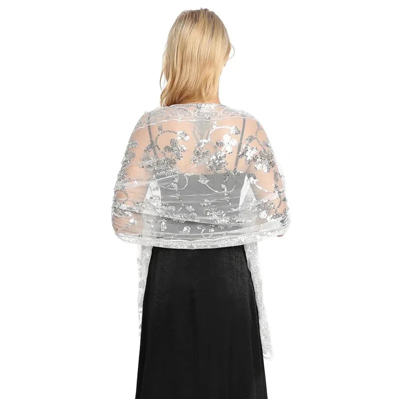 Étole destinée à une robe de soirée