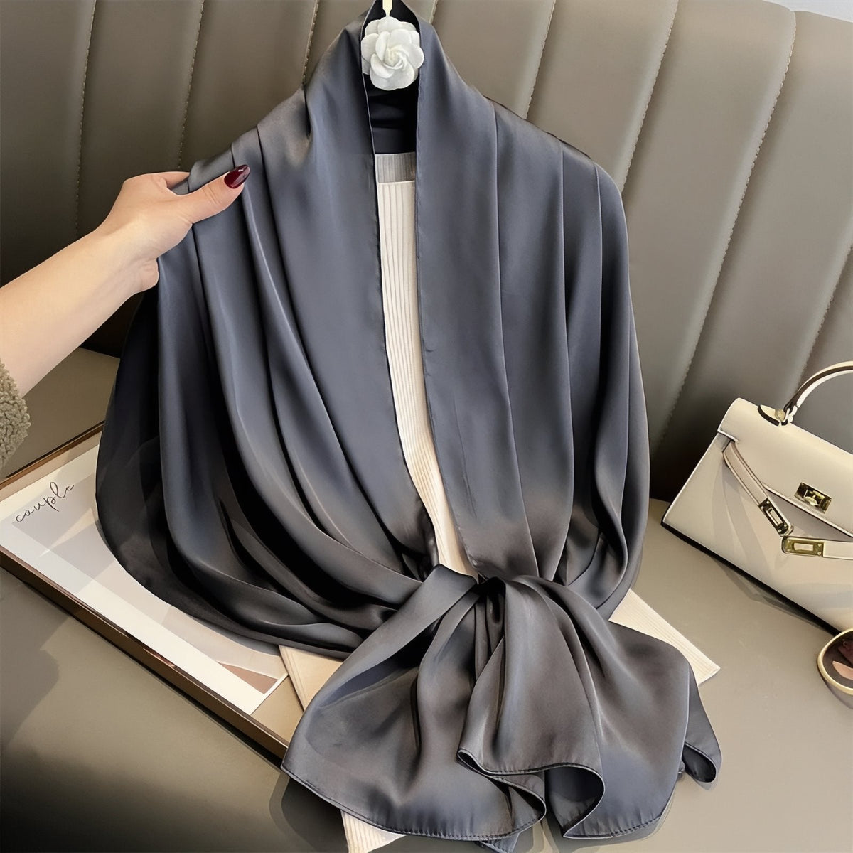 Étole en mousseline pour tenue de mariage