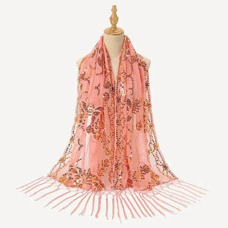 Étole femme pour une tenue de mariage