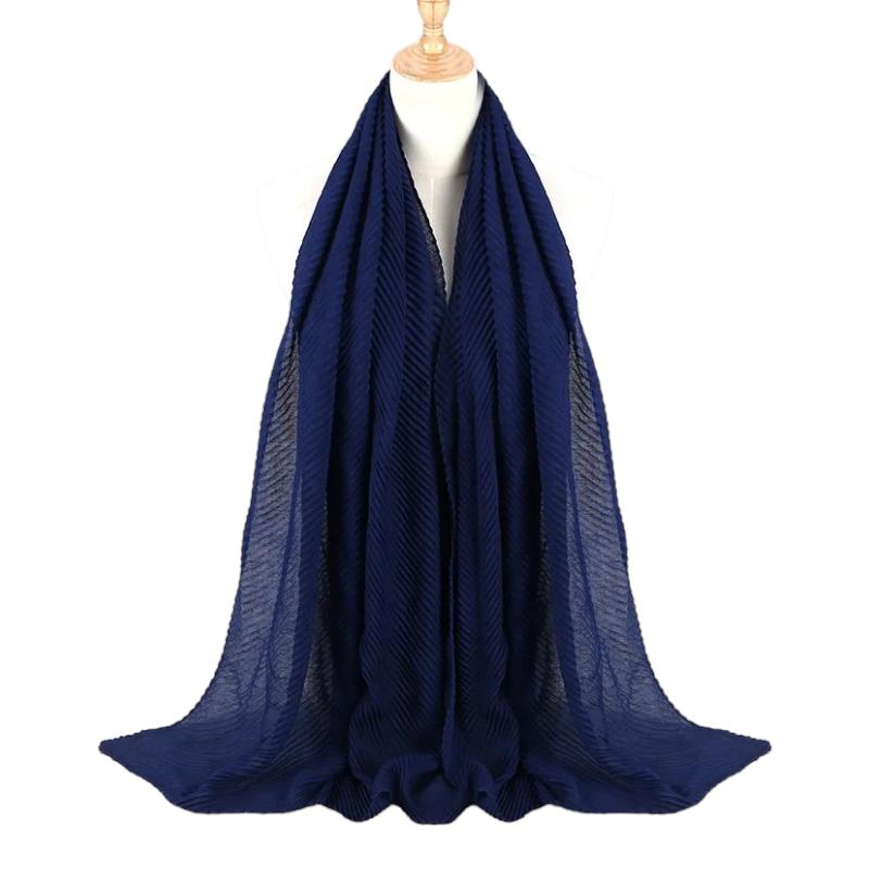 Étole sous forme de foulard