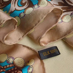 Étole soyeuse chic