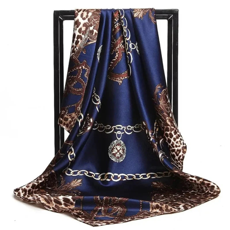 Format carré 90x90 pour foulard