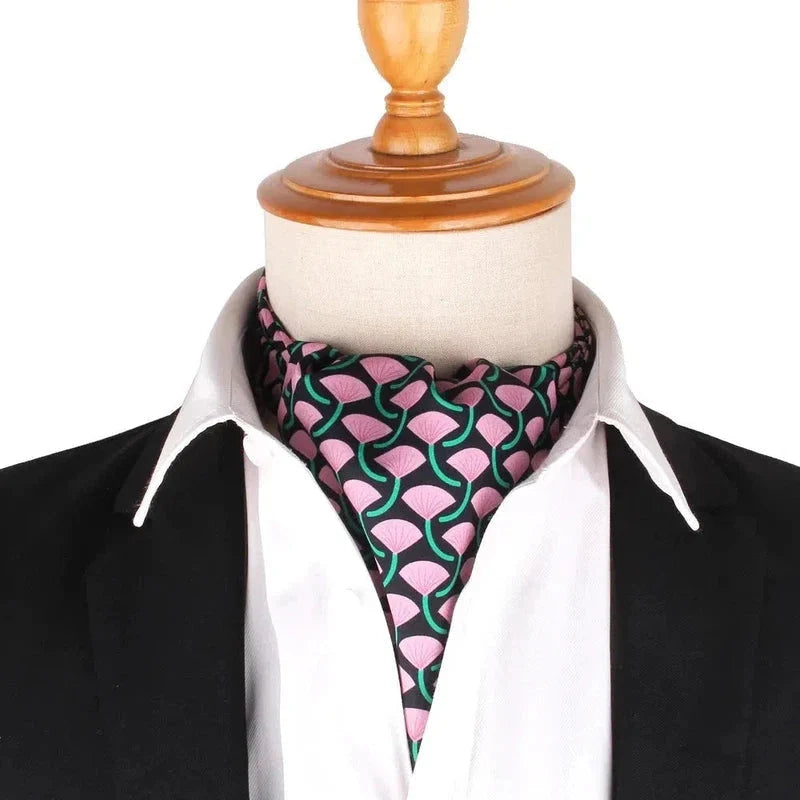 Foulard ascot orné de motifs