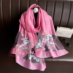 Foulard avec motifs floraux brodés