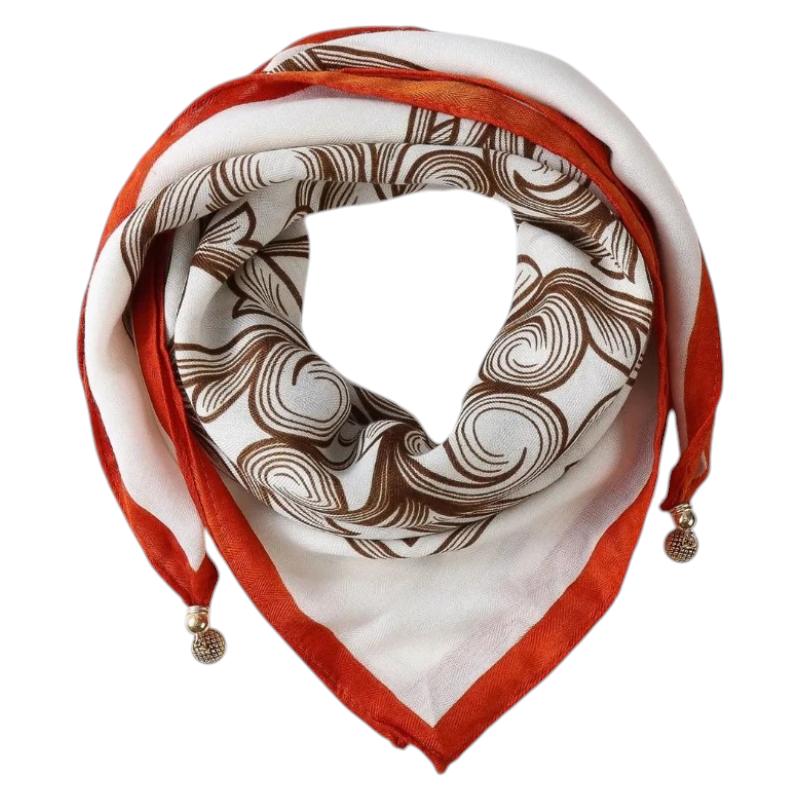 Foulard chèche enrichi de breloques