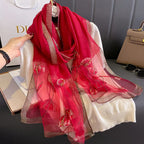 Foulard conçu en mousseline de soie pour femme