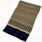 Foulard de cou homme confectionné en soie