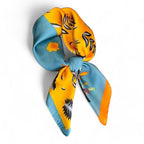 Foulard de couleur carré petit format