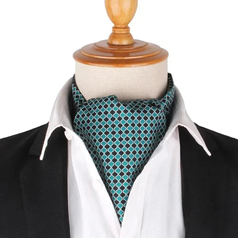 Foulard décoré façon ascot