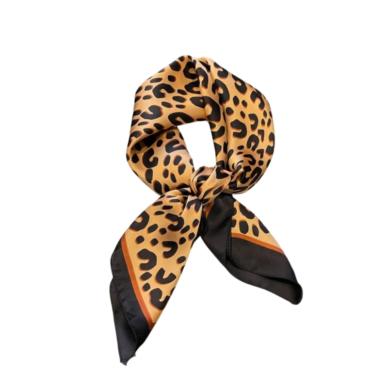 Foulard en mousseline imprimé léopard